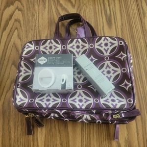 SET - Toiletries hanging carry bag, telephone selfie light and Dr. Lili Fan Lash